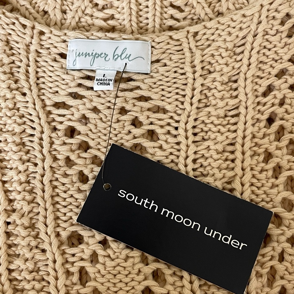 New JUNIPER BLU Womens Tan Deep V-Front Ruched Crochet Sweater Size Large - Picture 6 of 10